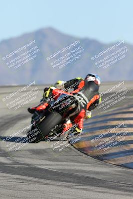 media/Jan-10-2026-Race Pace (Sat) [[3e4fee349c]]/2-Verified/Session 4 (Turn 12 Backside)/